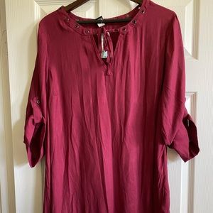 NWT Torrid Magenta / Wine Blouse